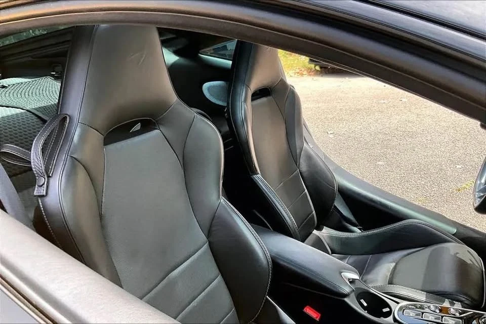 2023 McLaren GT - Image 9 of 14