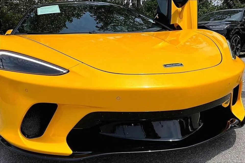 2023 McLaren GT - Image 3 of 14