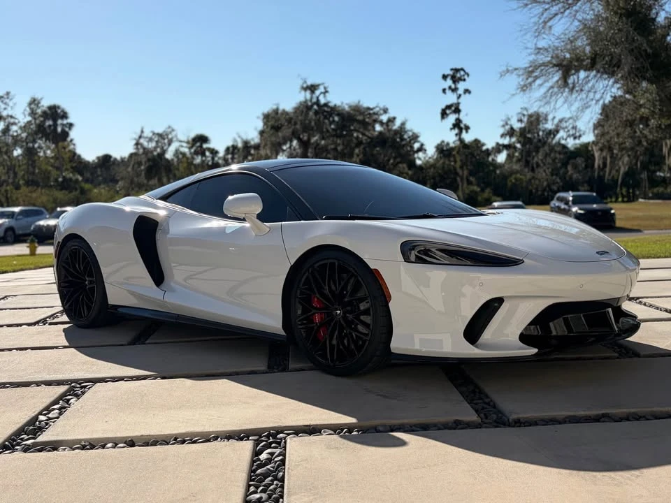2023 McLaren GT - Image 10 of 19