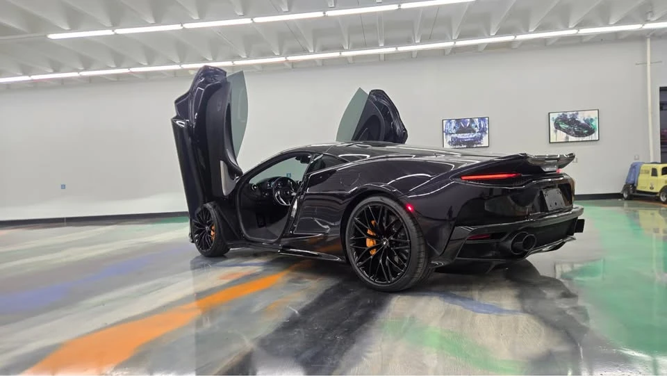 2023 McLaren GT - Image 11 of 20
