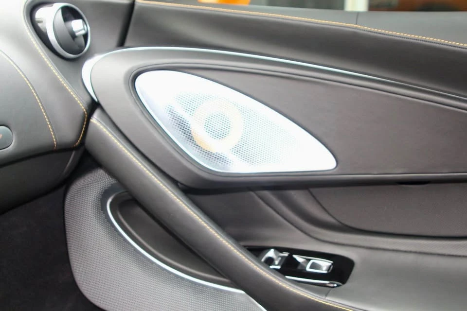 2023 McLaren GT - Image 17 of 19