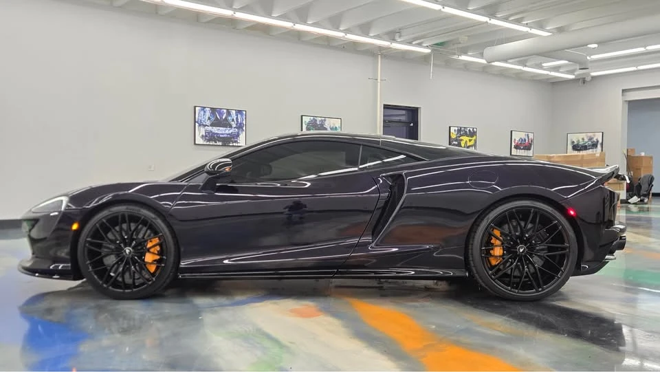 2023 McLaren GT - Image 10 of 20