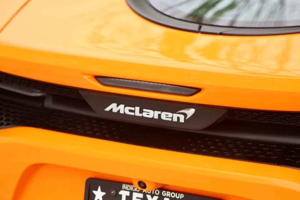 2023 McLaren GT - Image 9 of 19