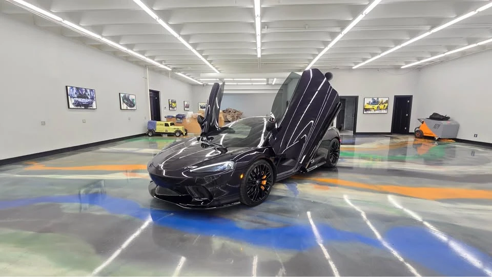 2023 McLaren GT - Image 9 of 20