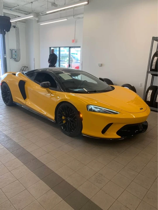 2023 McLaren GT - Image 10 of 11