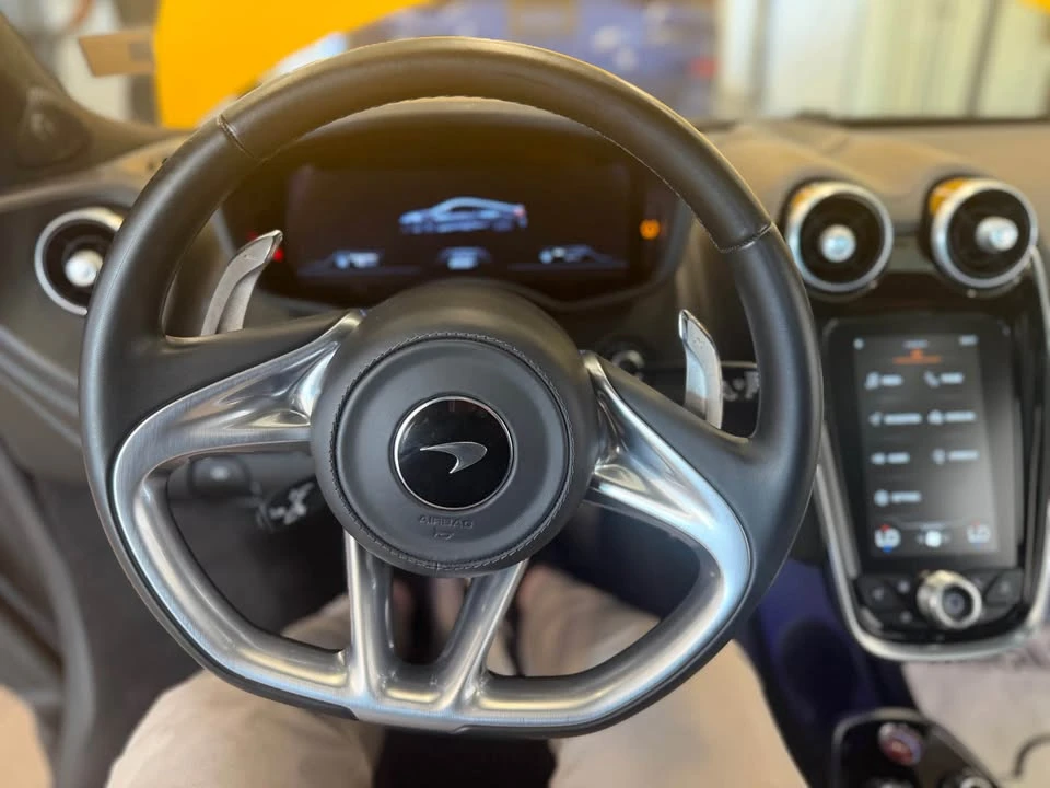 2023 McLaren GT - Image 7 of 7