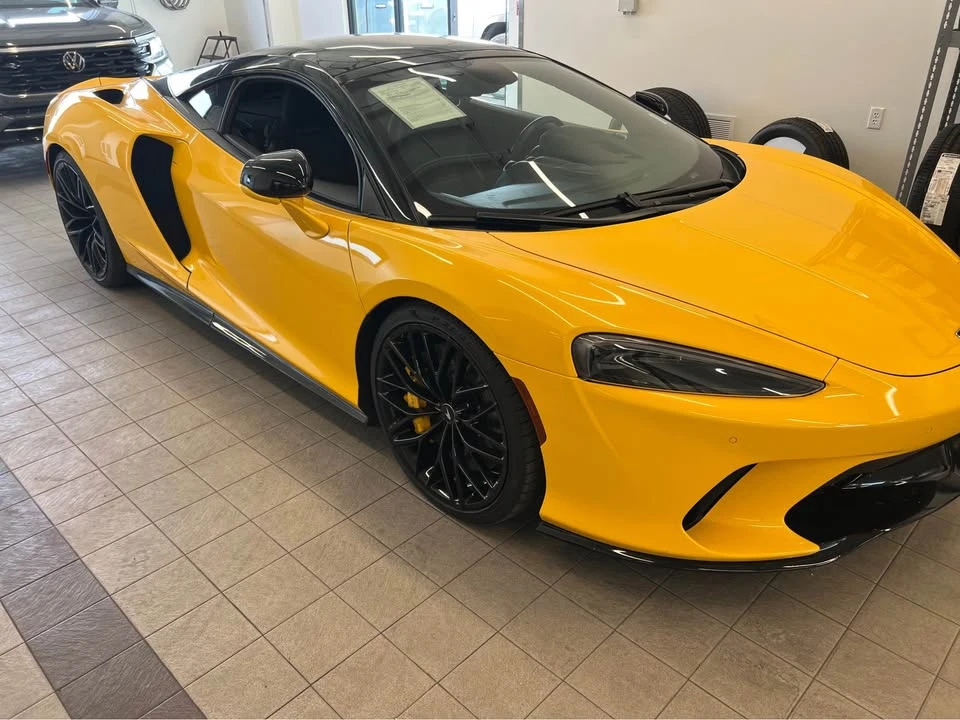 2023 McLaren GT - Image 3 of 11