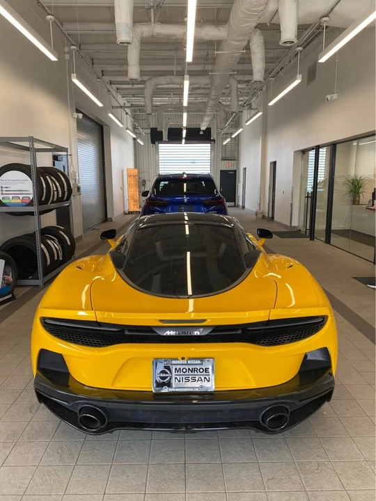 2023 McLaren GT - Image 8 of 16