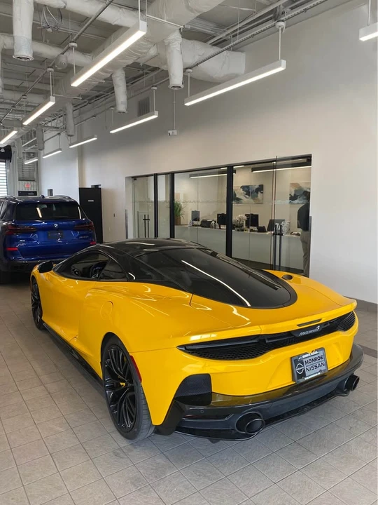 2023 McLaren GT - Image 2 of 16