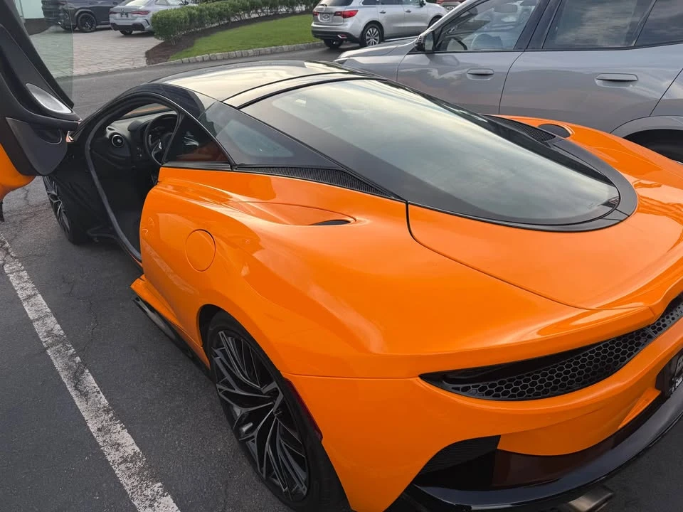 2023 McLaren GT - Image 2 of 7