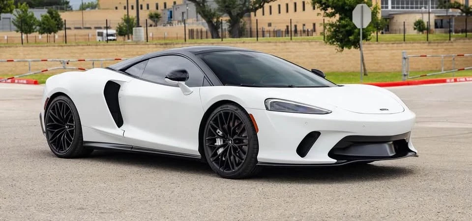 2023 McLaren GT - Image 5 of 6