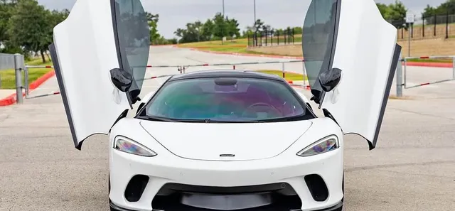 2023 McLaren GT Coupe 2D