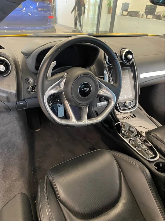 2023 McLaren GT - Image 14 of 16