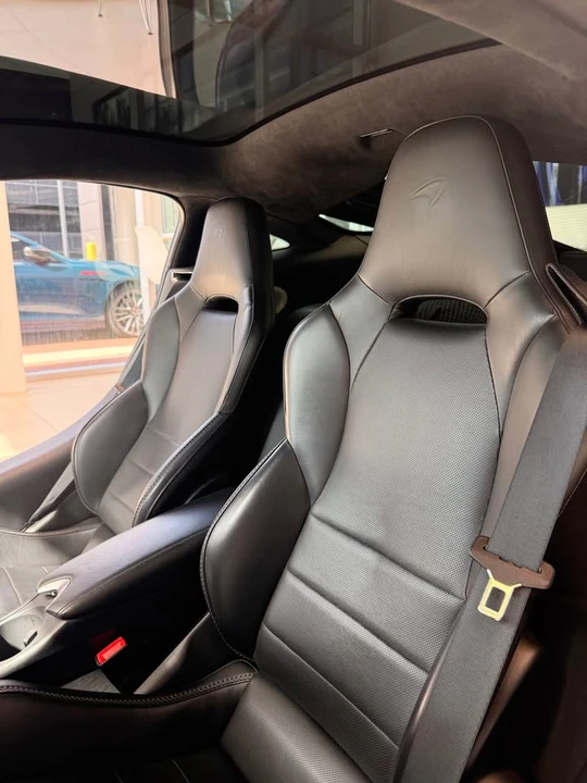 2023 McLaren GT - Image 9 of 11