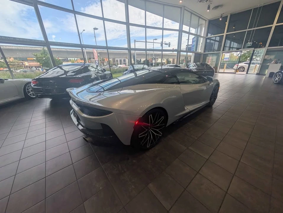 2023 McLaren GT - Image 5 of 9