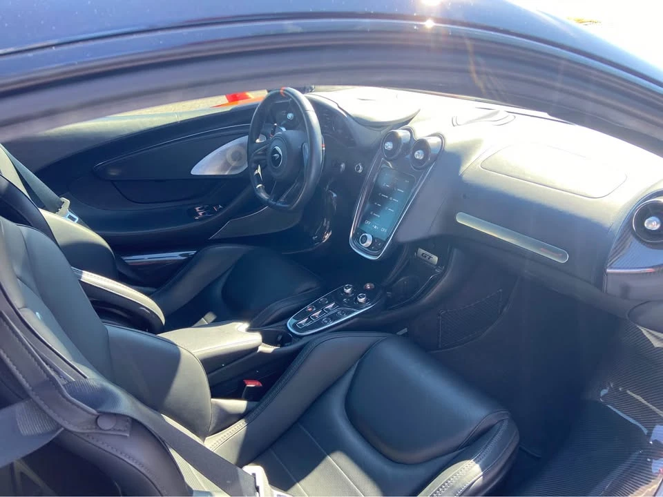 2023 McLaren GT - Image 15 of 20