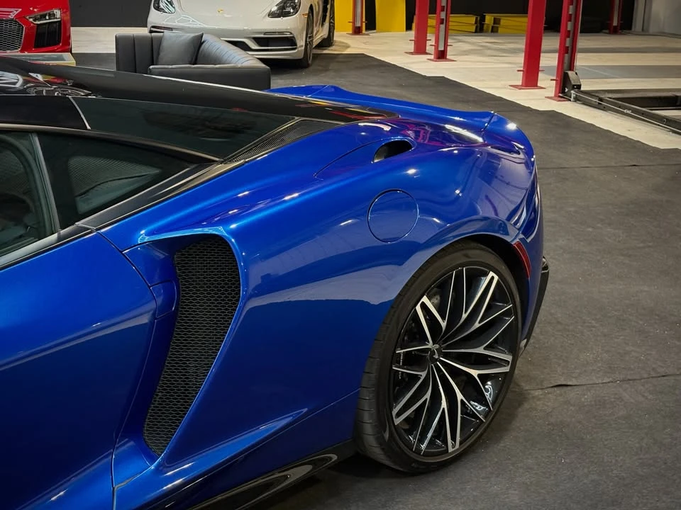 2023 McLaren GT - Image 5 of 18