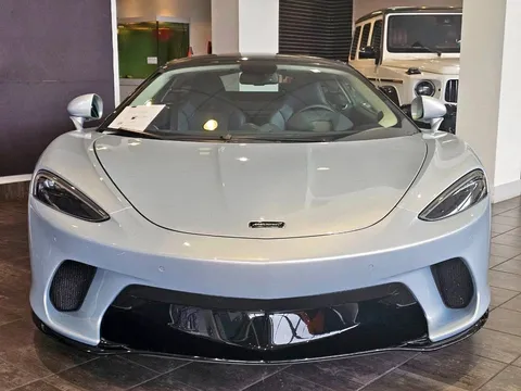 2023 McLaren GT
