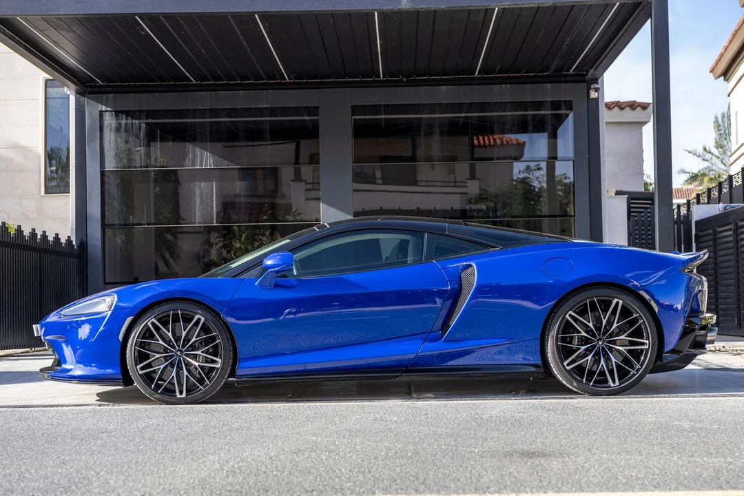 2023 McLaren GT - Image 4 of 13