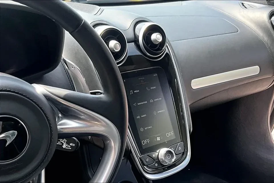 2023 McLaren GT - Image 4 of 7
