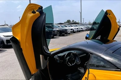 2023 McLaren GT - Image 7 of 7