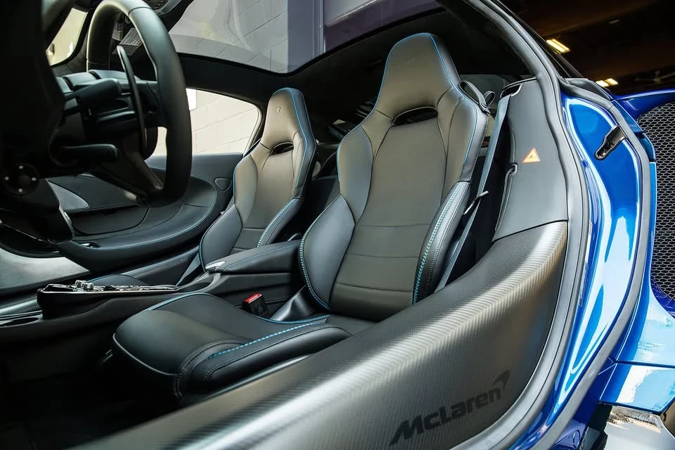 2023 McLaren GT - Image 19 of 20