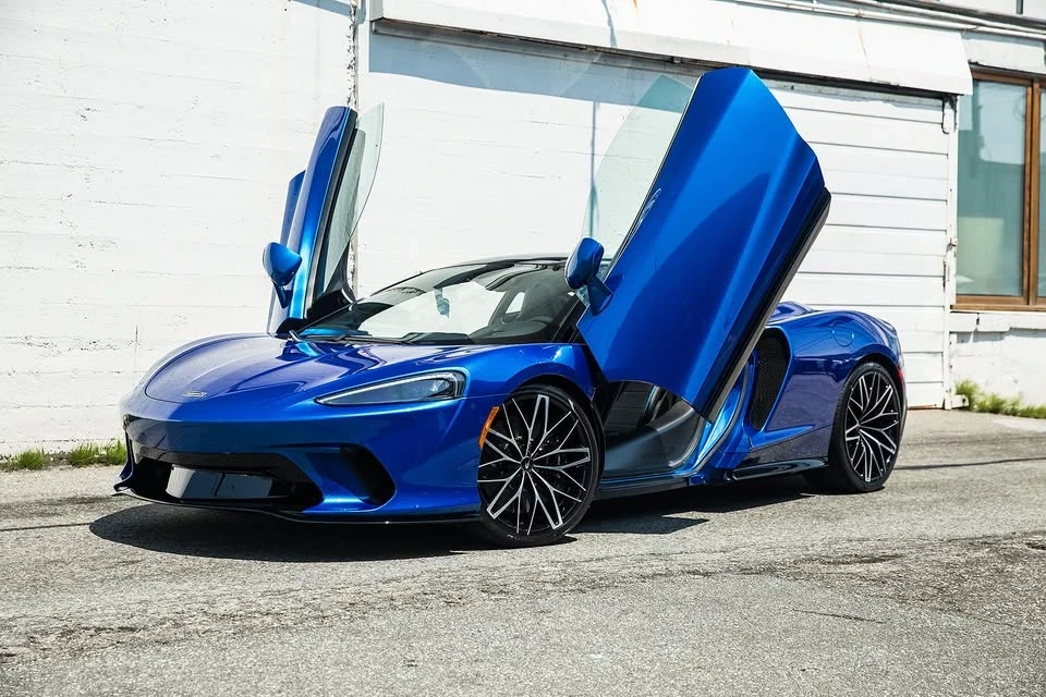 2023 McLaren GT - Image 3 of 20