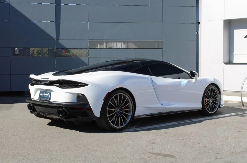 2023 McLaren GT - Image 2 of 20