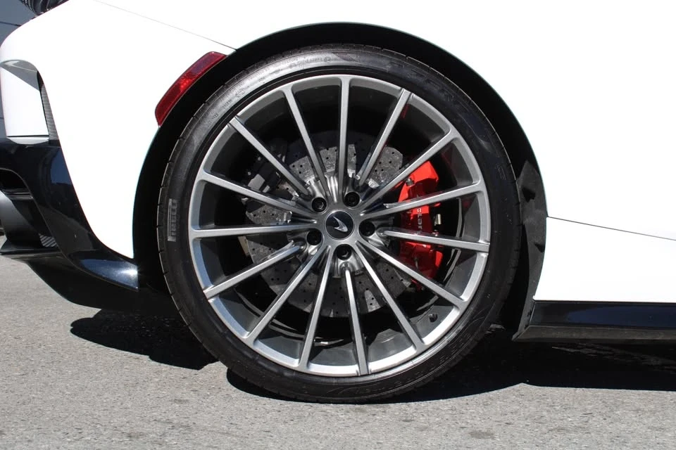 2023 McLaren GT - Image 16 of 20