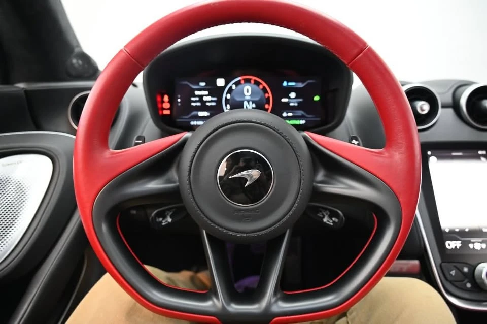 2023 McLaren GT - Image 13 of 18