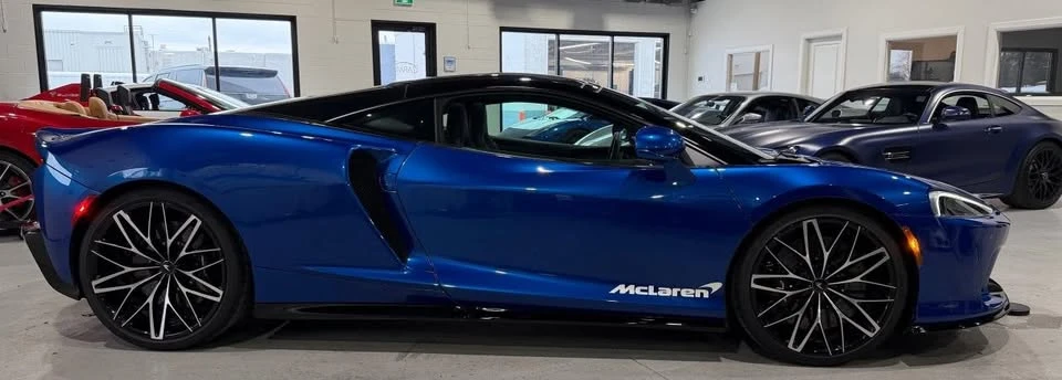 2023 McLaren GT - Image 2 of 4