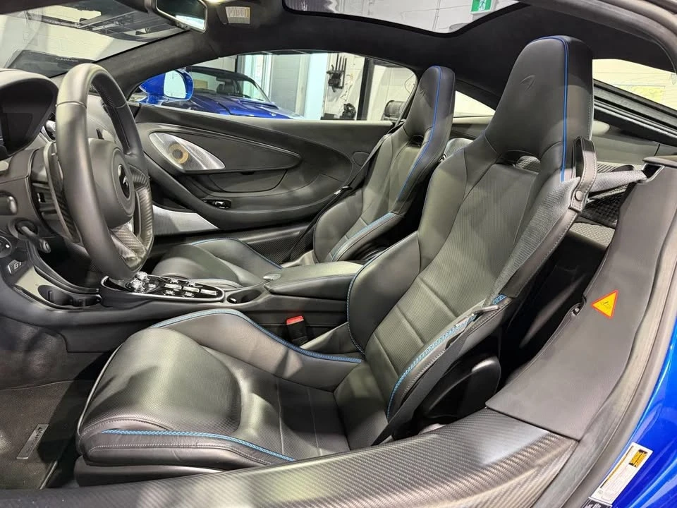 2023 McLaren GT - Image 3 of 4