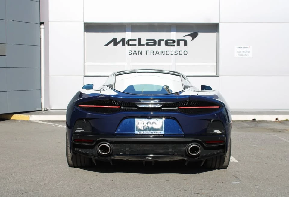 2023 McLaren GT - Image 17 of 20