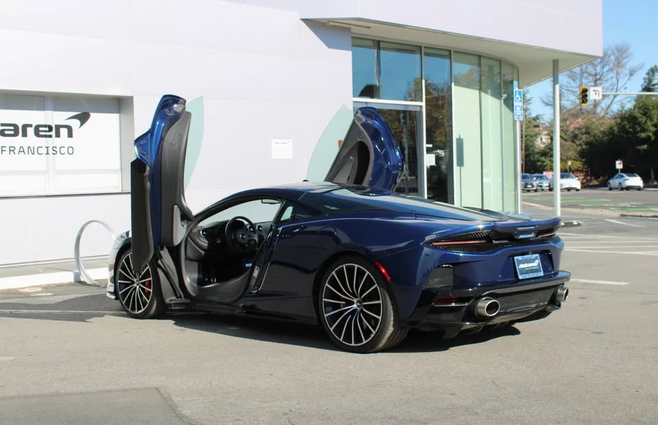 2023 McLaren GT - Image 19 of 20