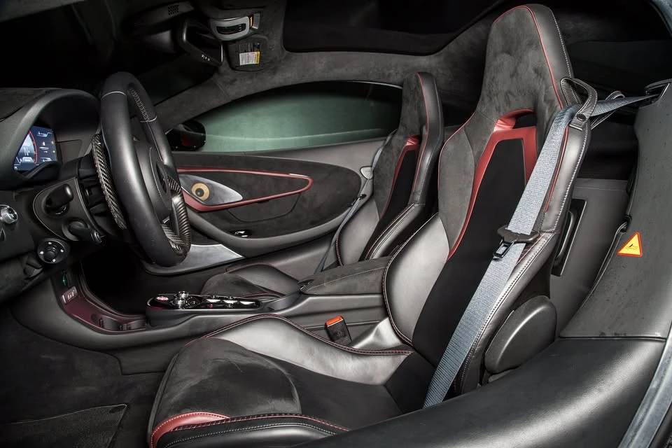 2023 McLaren GT - Image 16 of 20