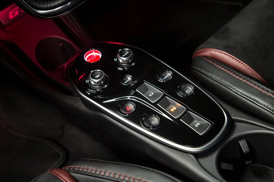 2023 McLaren GT - Image 14 of 20