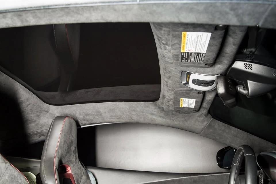 2023 McLaren GT - Image 19 of 20