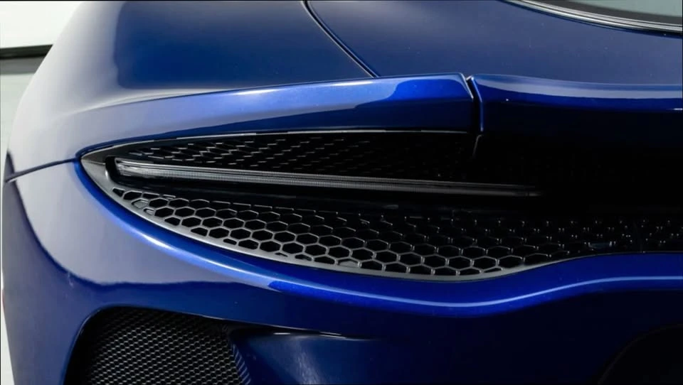 2023 McLaren GT - Image 9 of 15