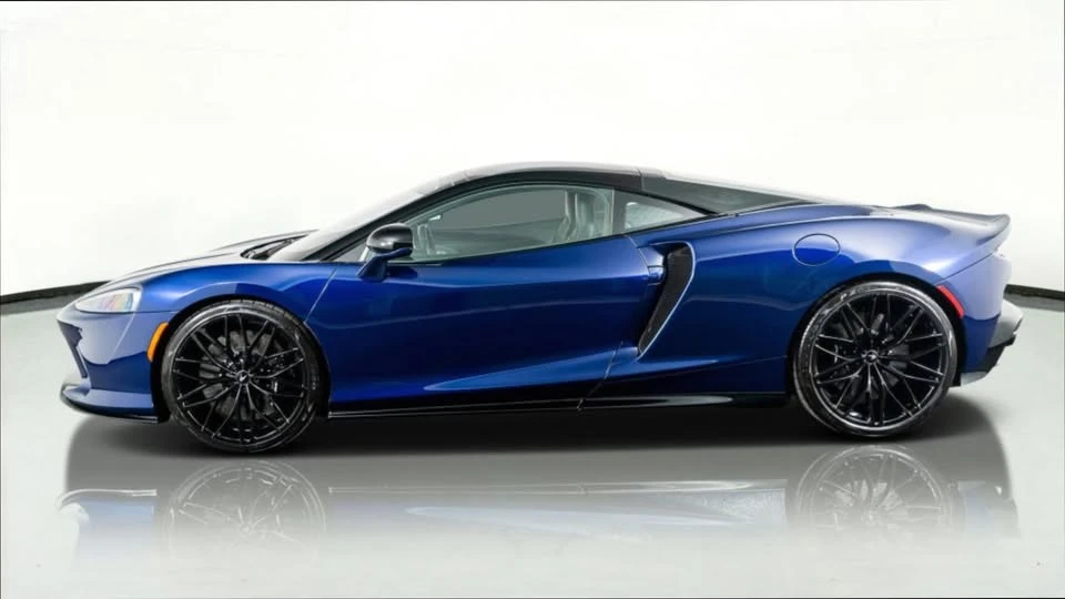 2023 McLaren GT - Image 13 of 15