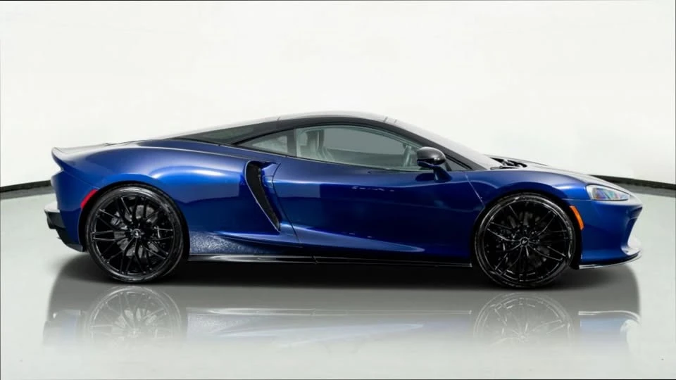 2023 McLaren GT - Image 4 of 15