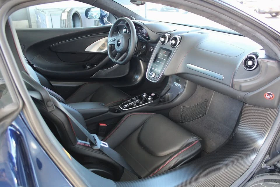 2023 McLaren GT - Image 6 of 20