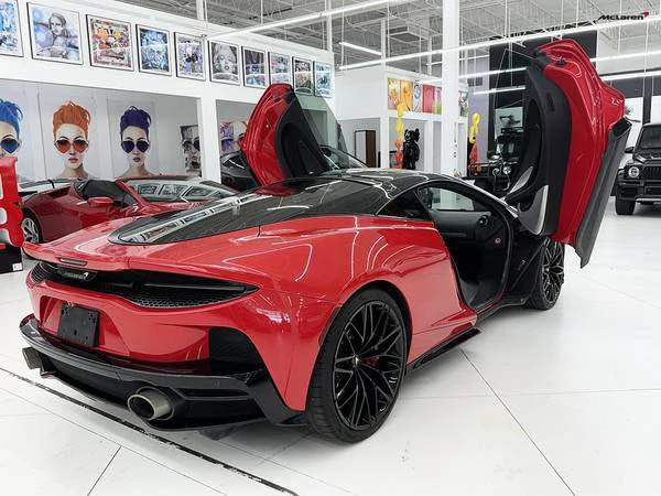 2023 McLaren GT - Image 4 of 5