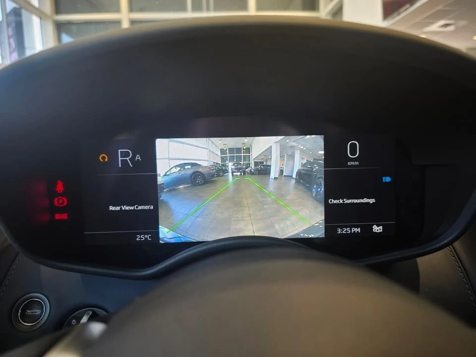 2023 McLaren GT - Image 9 of 20