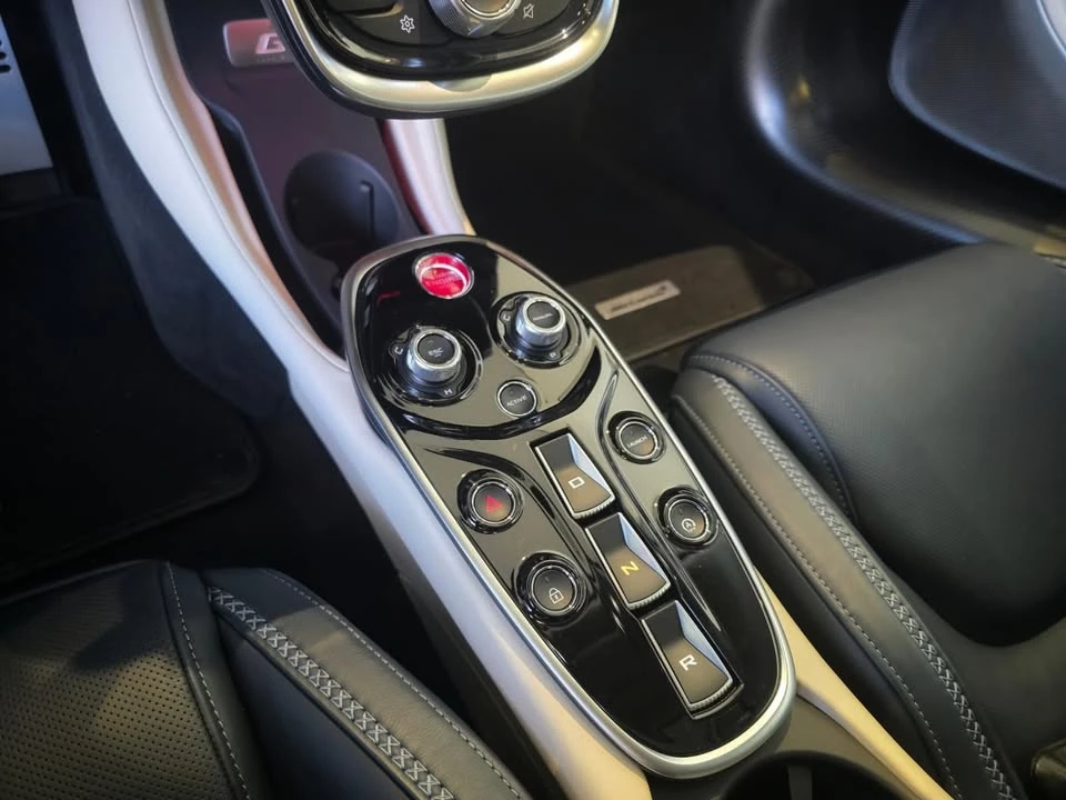 2023 McLaren GT - Image 14 of 20