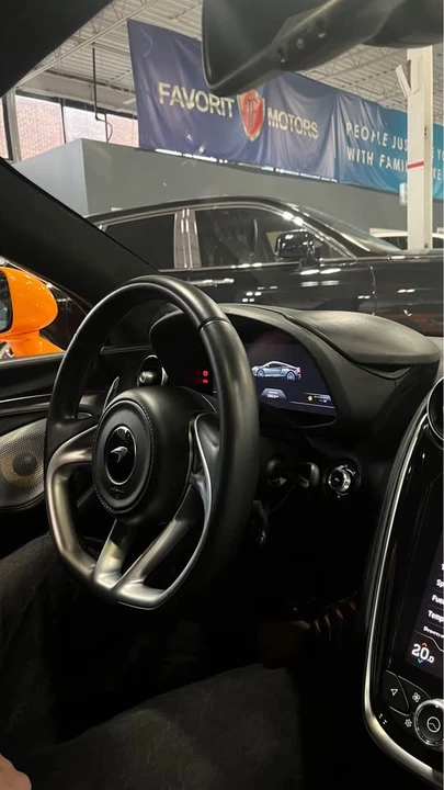 2023 McLaren GT - Image 10 of 15