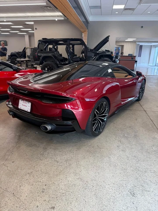 2023 McLaren GT - Image 2 of 5