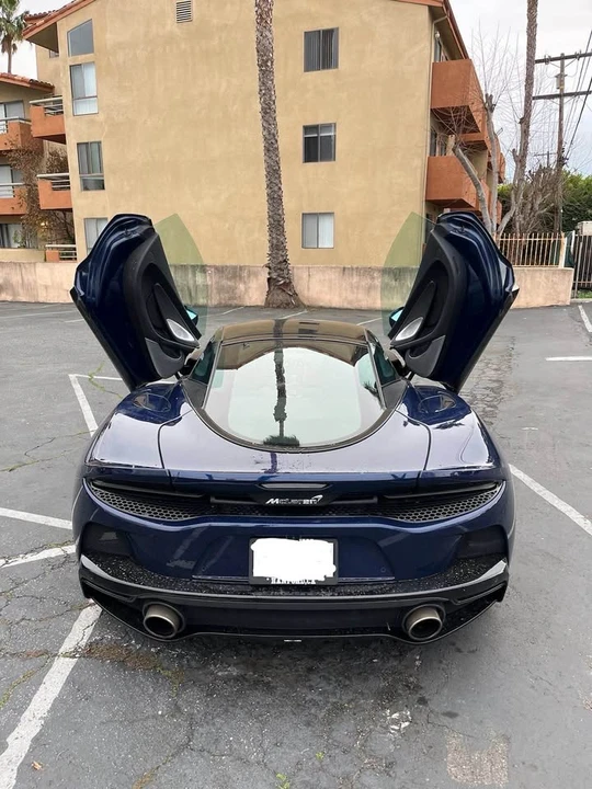 2023 McLaren GT - Image 2 of 7