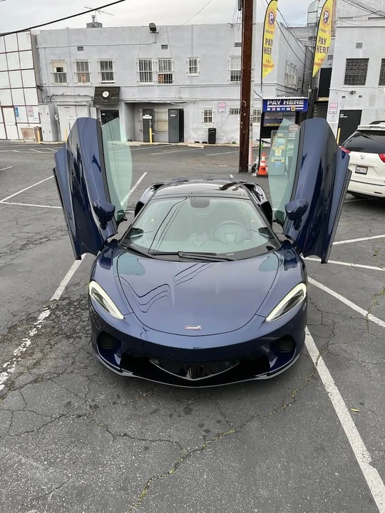 2023 McLaren GT - Image 2 of 6