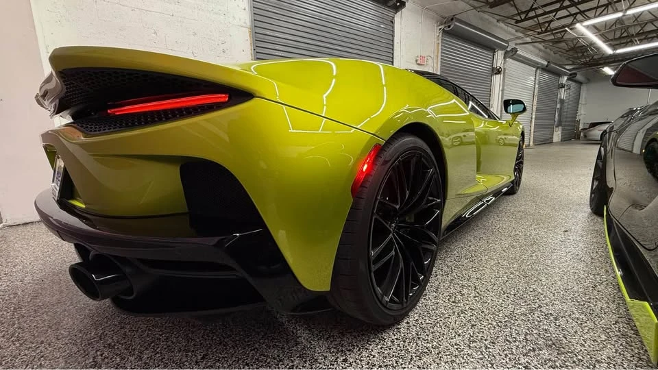 2023 McLaren GT - Image 8 of 10
