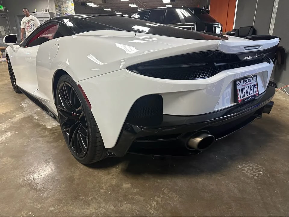 2023 McLaren GT - Image 6 of 9